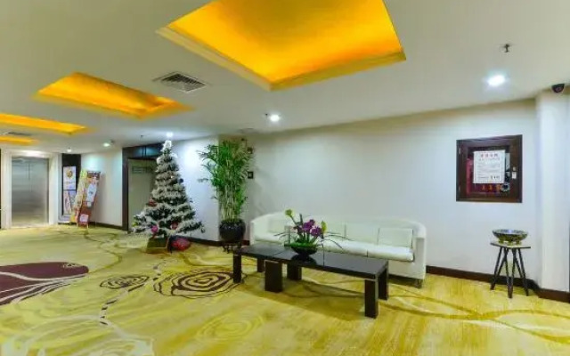 Southern Yijing Hotel (Songgang Songming Avenue Branch)