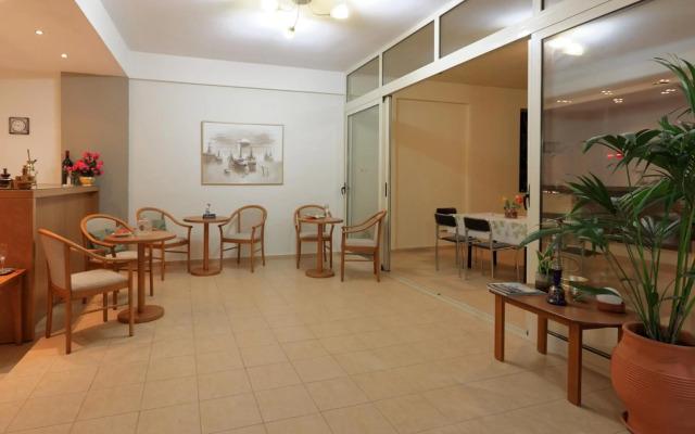 Fotis Studios Apartments