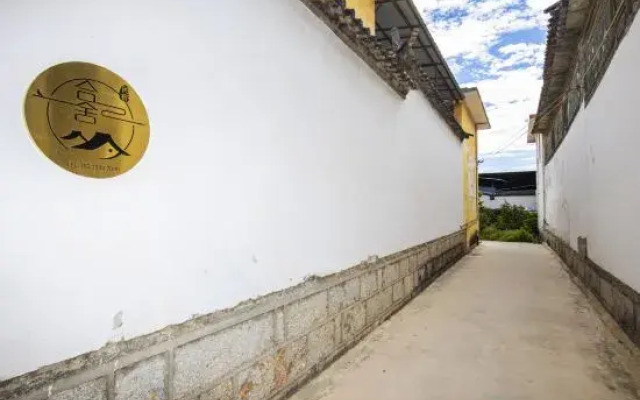 Heshe Hostel