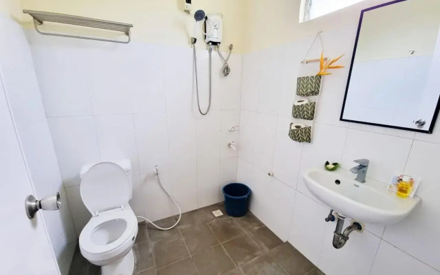 Bahandi Beach Lodge