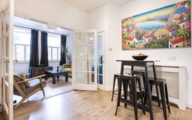Charming Golborne Escape
