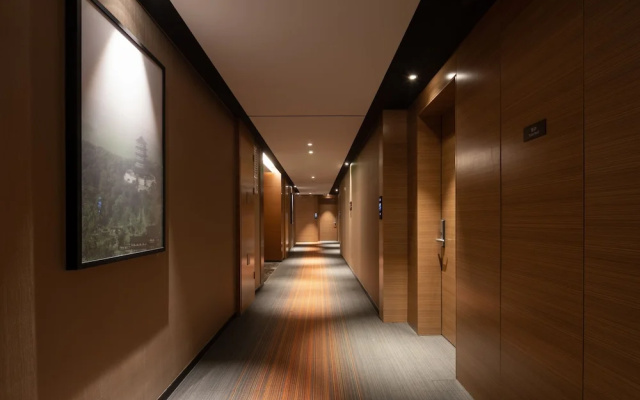 Hangzhou Canal Hampton by Hilton Hotel – Hotel Rooms – Hangzhou