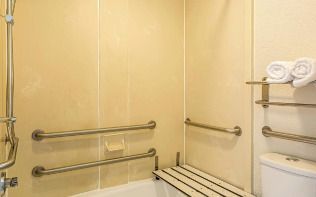 Quality Inn Boca Raton University Area