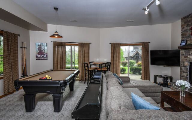 Mountain Merlot 5 Bedroom House