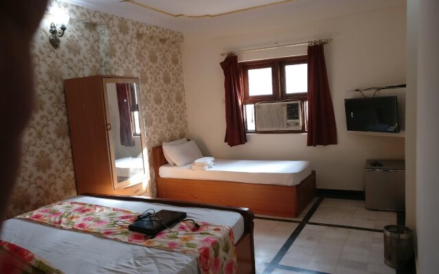 Hotel Vijay Niwas