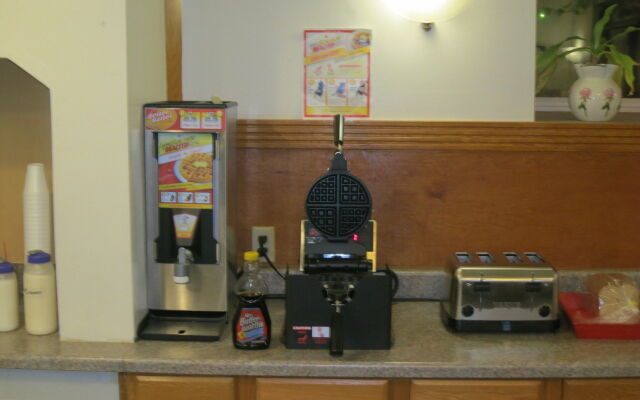 Bay City Inn