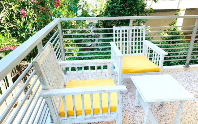 Anna's 3 Rooms Apartment Nei Epivates Beach