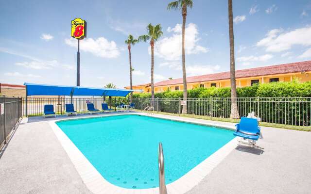 Super 8 by Wyndham Harlingen TX