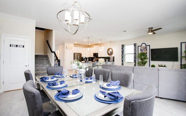 9 Bdrm Champions Gate Villa