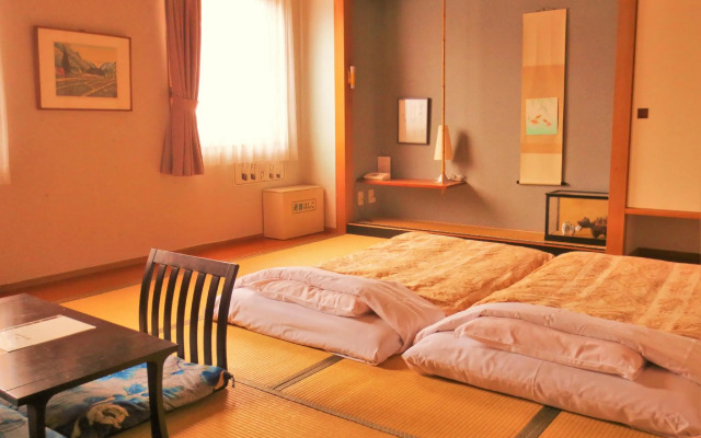 Hotel Heart Inn