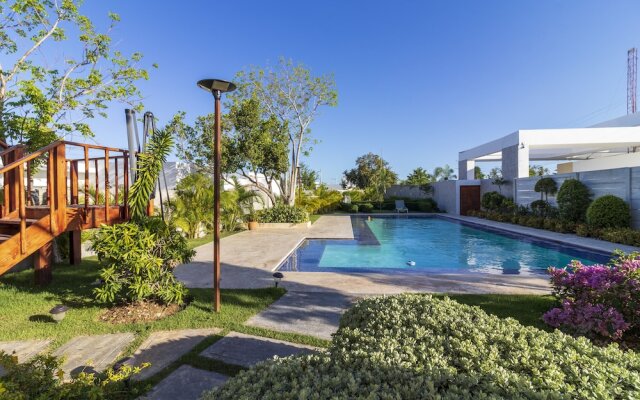 Modern 4-BR Villa in Gated Community
