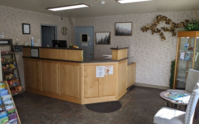 Hi-Lo Motel, Cafe and RV Park Mount Shasta Area