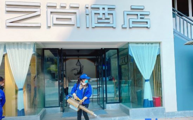 Yunzhishang Hotel (Weishan Ancient City Railway Station Store) – People – Nanzhao