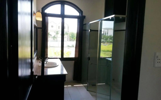 Hamilton Oceanview Villa