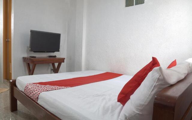 Myrna's Pension House