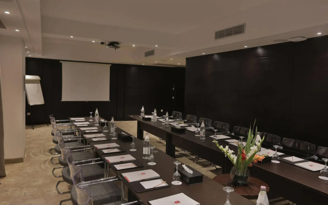 Corail Suites Hotel