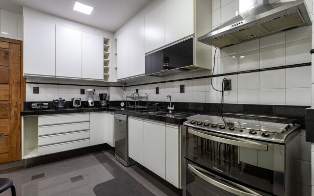 Sophisticated Ideal for Families in Botafogo Pb202b