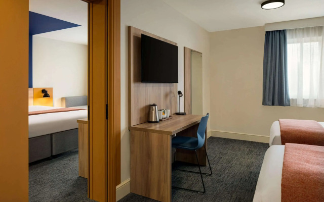 Days Inn by Wyndham Chesterfield Tibshelf