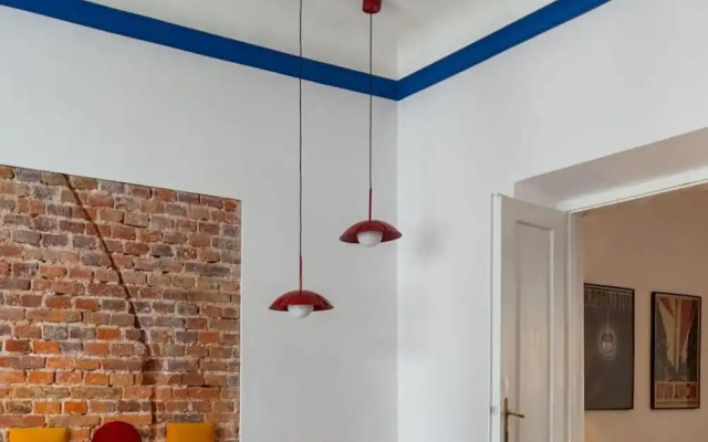 SquadGoals House - Fragola Apartments