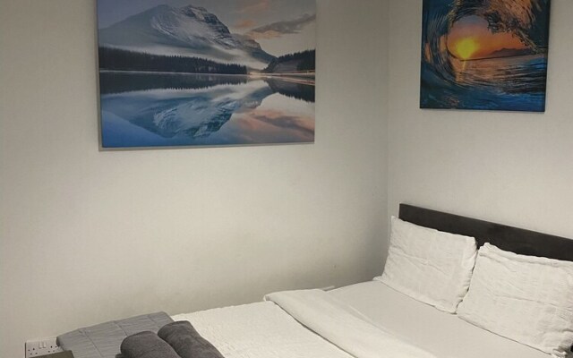 Remarkable 1-bed Apartment in City Centre