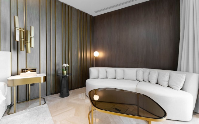 Maison Privee - Glamourous Apt with Sea Views at FIVE Palm — фото 5