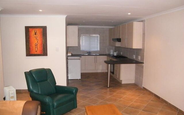 Airport Lodge Guest House