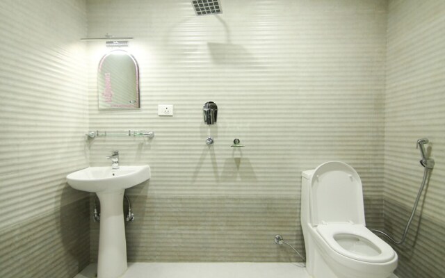 OYO 221 Hotel Lakeside Pvt Ltd