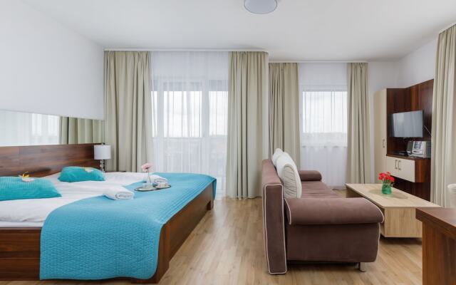 Atrium Studio Sarbinowo by Renters