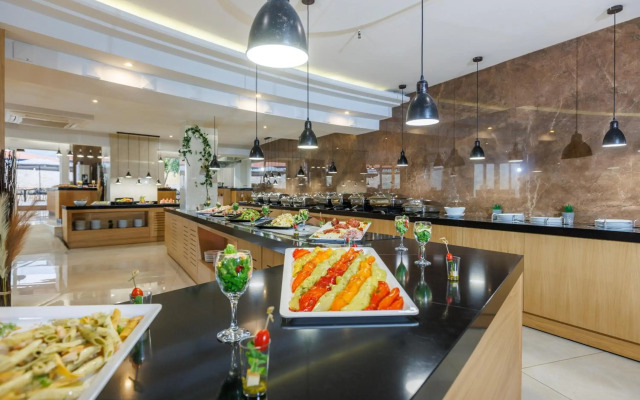 Malia Bay Beach Hotel & Bungalows