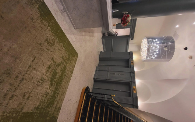 Hotel Paris Neuilly
