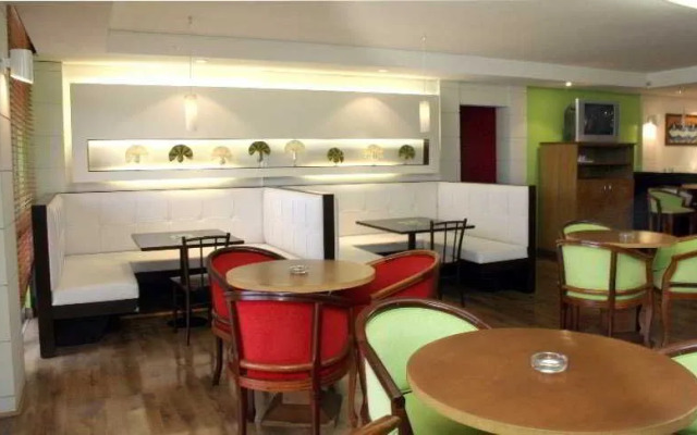 Hotel Cassino Tower Curitiba Aeroporto By Nacional Inn