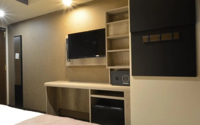 Hotel Sanrriott Shinsaibashi – Guest Rooms – Osaka