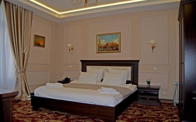Megapolis Tverskaya