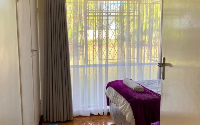 Exquisite 3 bed With Pool and Solar - 2238