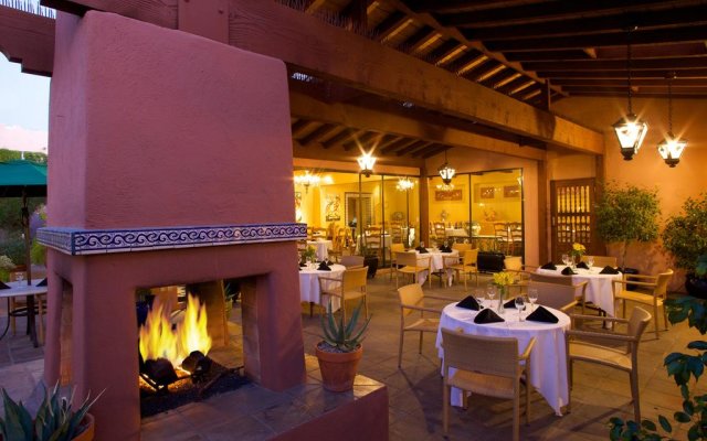 Lodge on the Desert