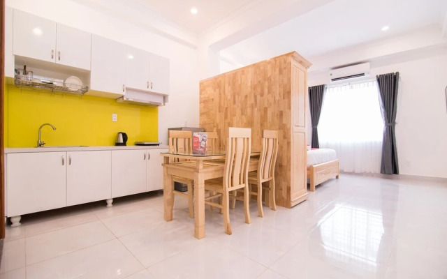 RedDoorz Plus near Gia Dinh Park
