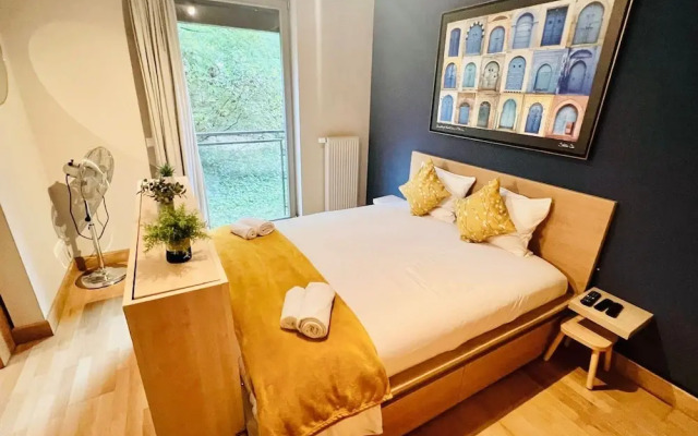 Chic one bedroom with parking&terrace