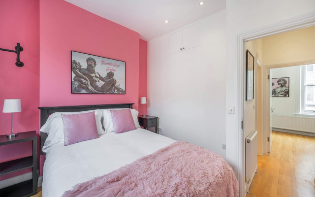 Dionysus Den - Fitzrovia - by Frankie Says