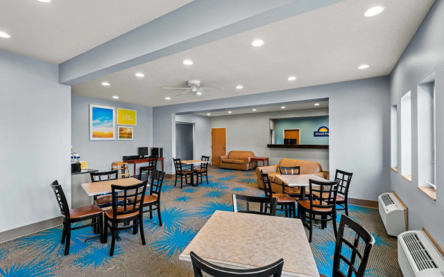 Days Inn by Wyndham Carroll