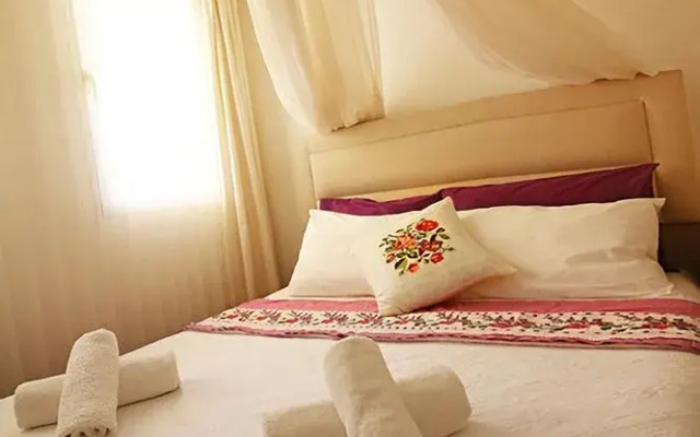 Monat Otel Hacimemis