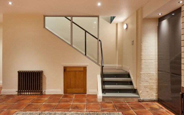 Dakota by LCM Apartments