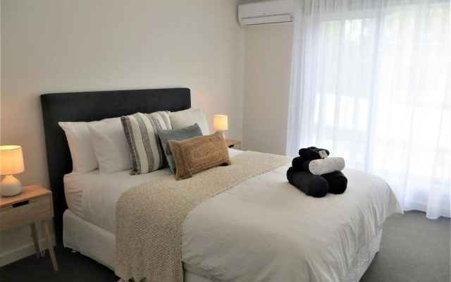 NORMANBY COASTAL - FREE WIFI, NETFLIX and ALL LINEN INCLUDED