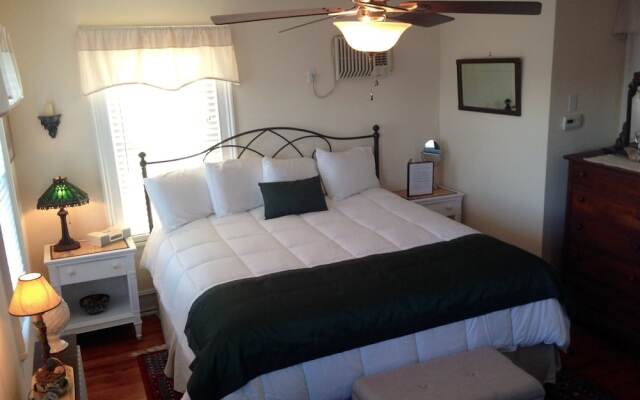 Stirling House Bed & Breakfast