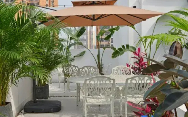 Dilianya Boutique Hotel (Kunming Anning Golden Times Square · Ninghu Park Branch)