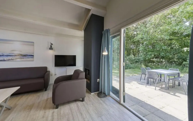 Comfortable Holiday Home With Fireplace Near the Beach