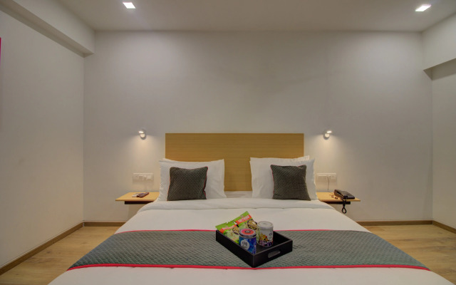 OYO Townhouse 092 Hotel Ashray Residency