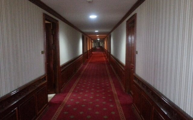 Angkham Hotel