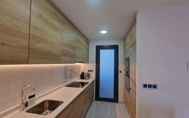 SUNSET WAVES vistas al mar