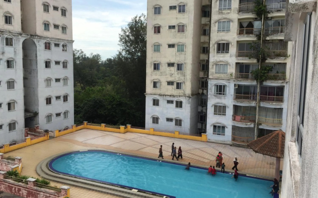 OYO Home 90398 Sunshine Bay Resort Port Dickson (private Condo) – Pool – Port Dickson