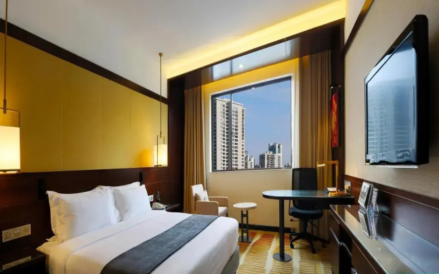 Baohua Harbour View Hotel